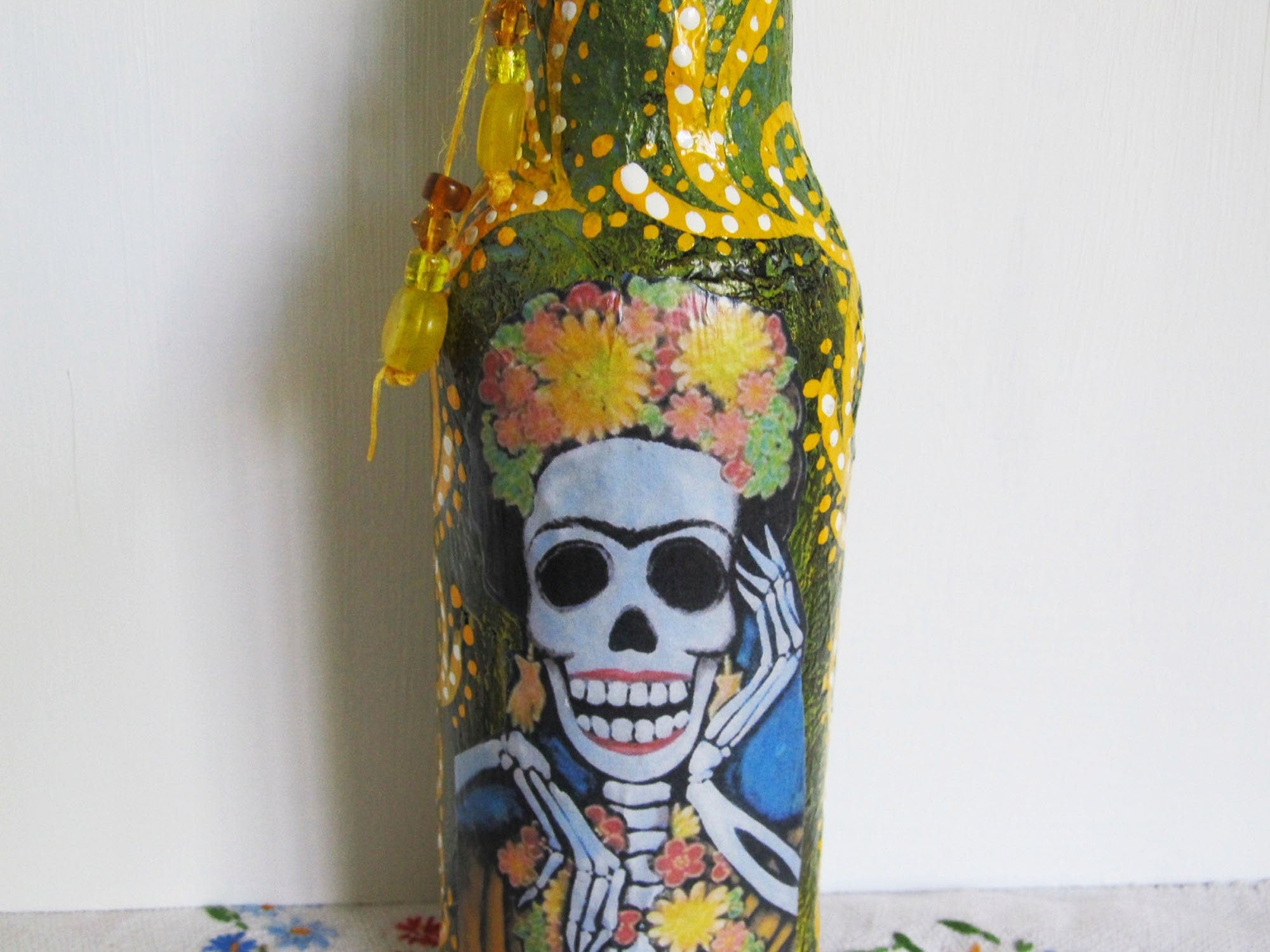 Frida Kahlo Dia de los Muertos Bottle, Decoupage Bottle, Halloween Decor